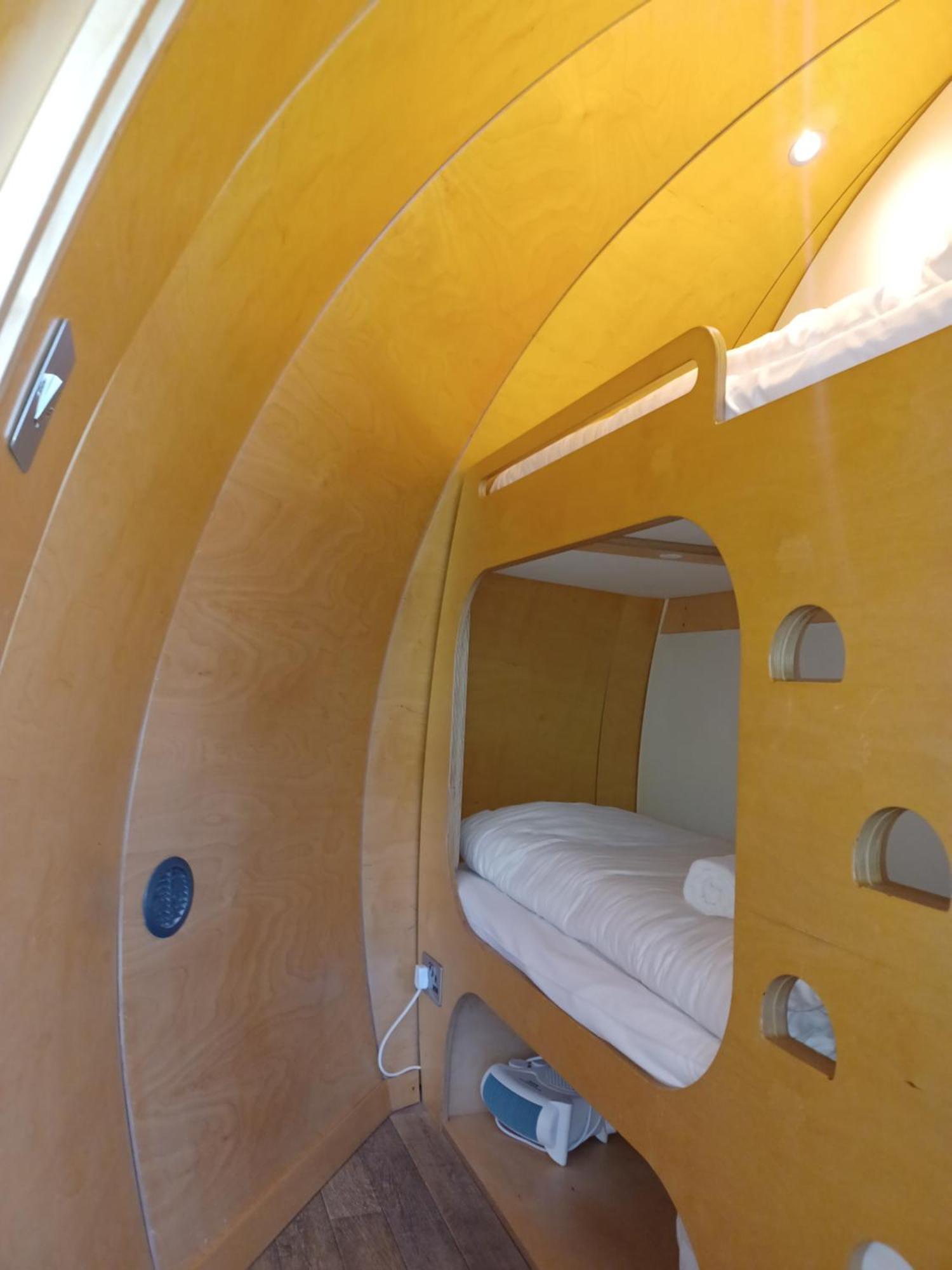 Glenarm Castle Ocean View Pods Hotel Eksteriør billede